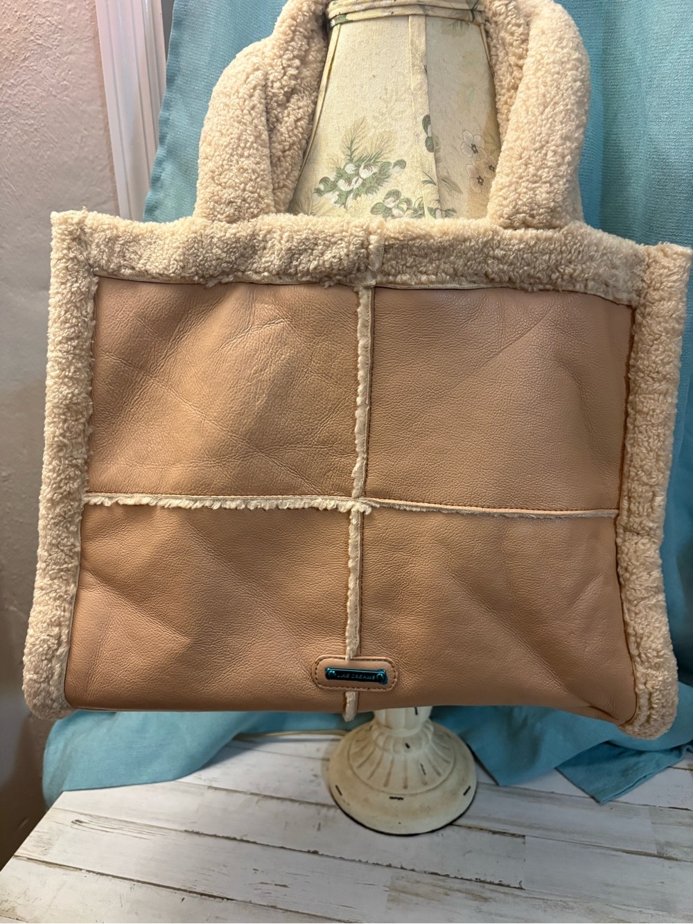 Like Dreams North Vegan Leather&Sherpa Tote Bag NWOT-Pristine Condition